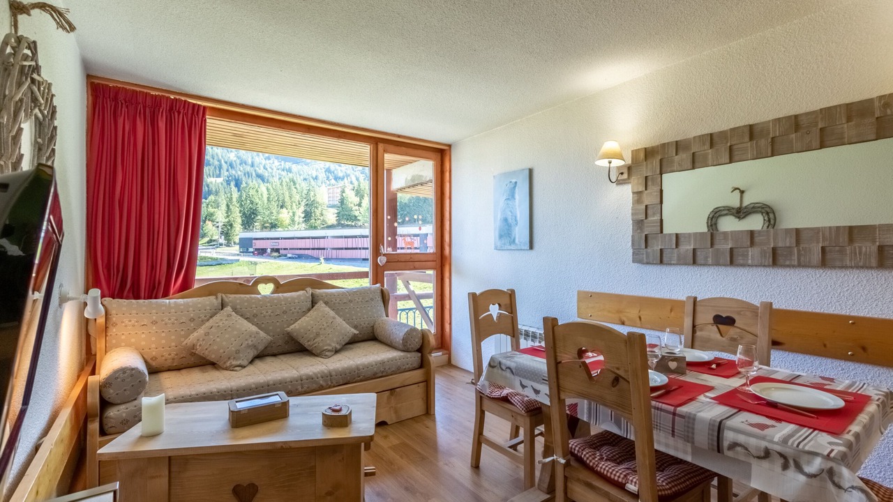 Photo of Livingroom in Arc-1800