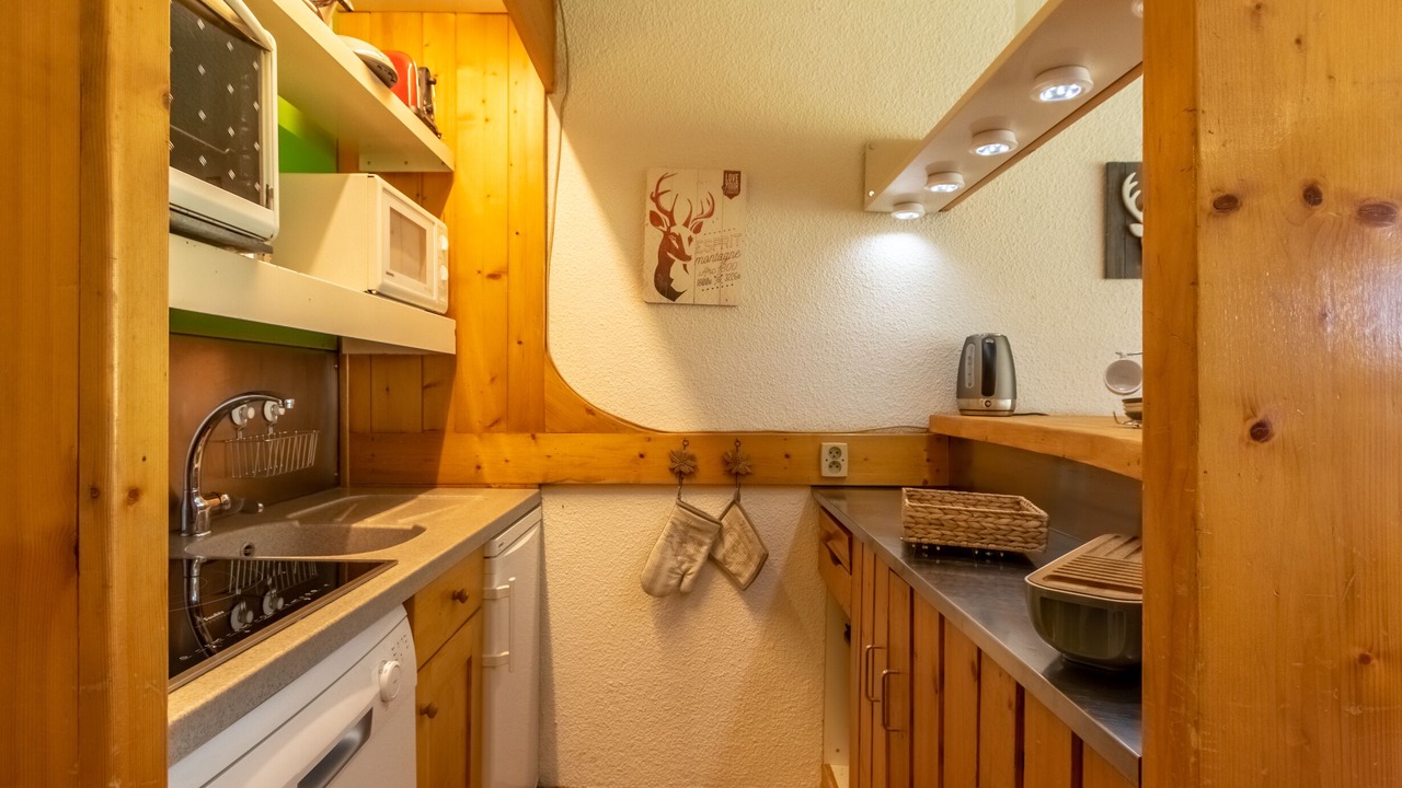 Photo of Kitchen in Arc-1800