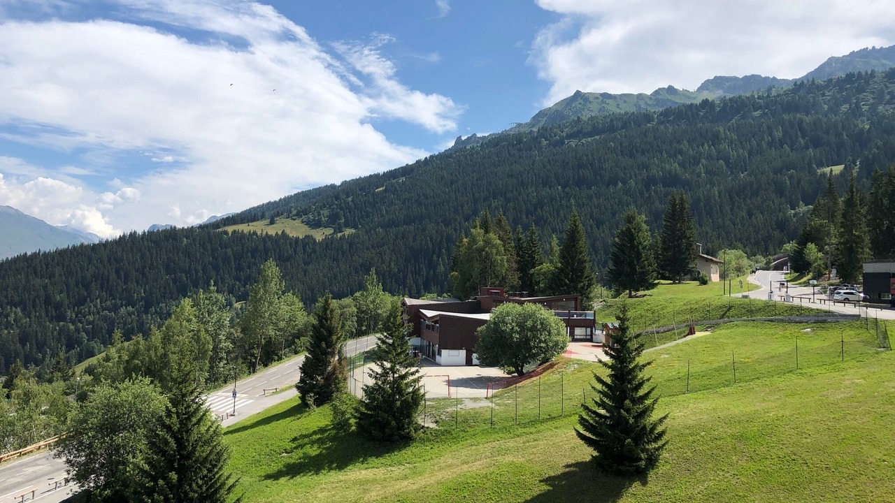 Photo of Outdoor in Arc-1800