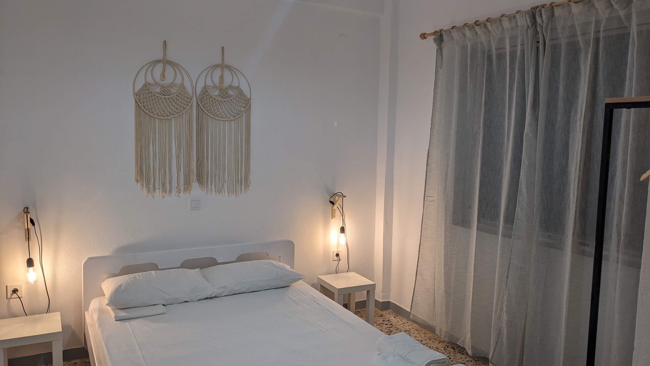 Photo of Bedroom in Petalidi