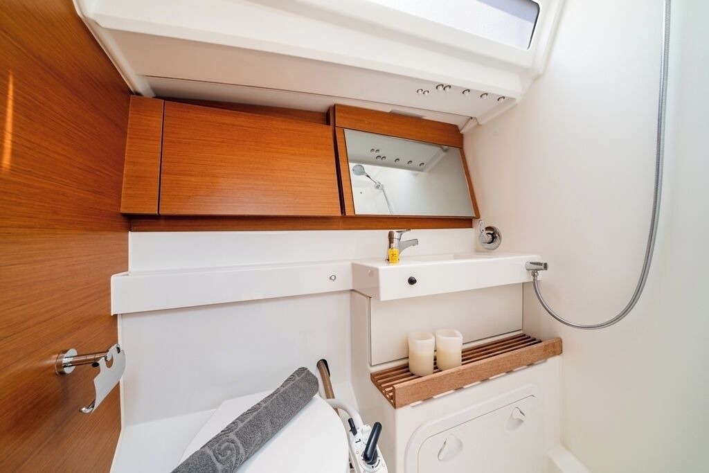Photo of Bathroom in Lavrio