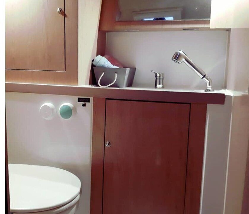 Photo of Bathroom in Volos City Centre