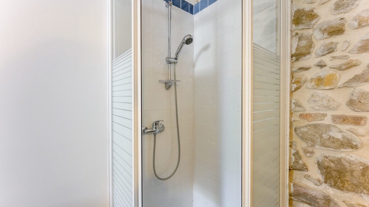 Photo of Bathroom in Saint-Victor-de-Malcap