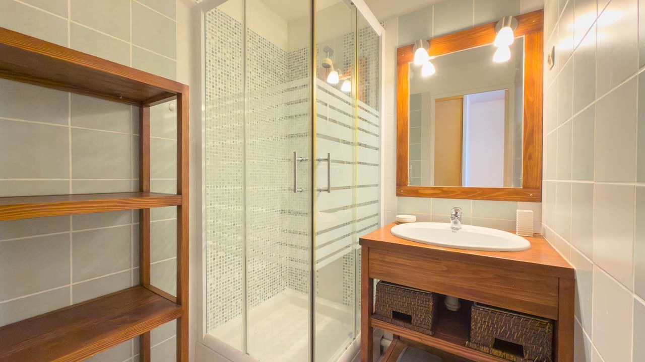Photo of Bathroom in Cavaliere Beach
