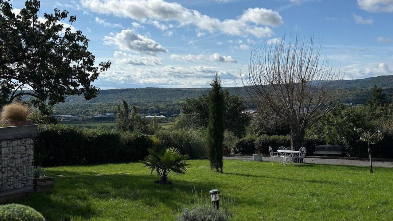 Photo of Outdoor in Enval