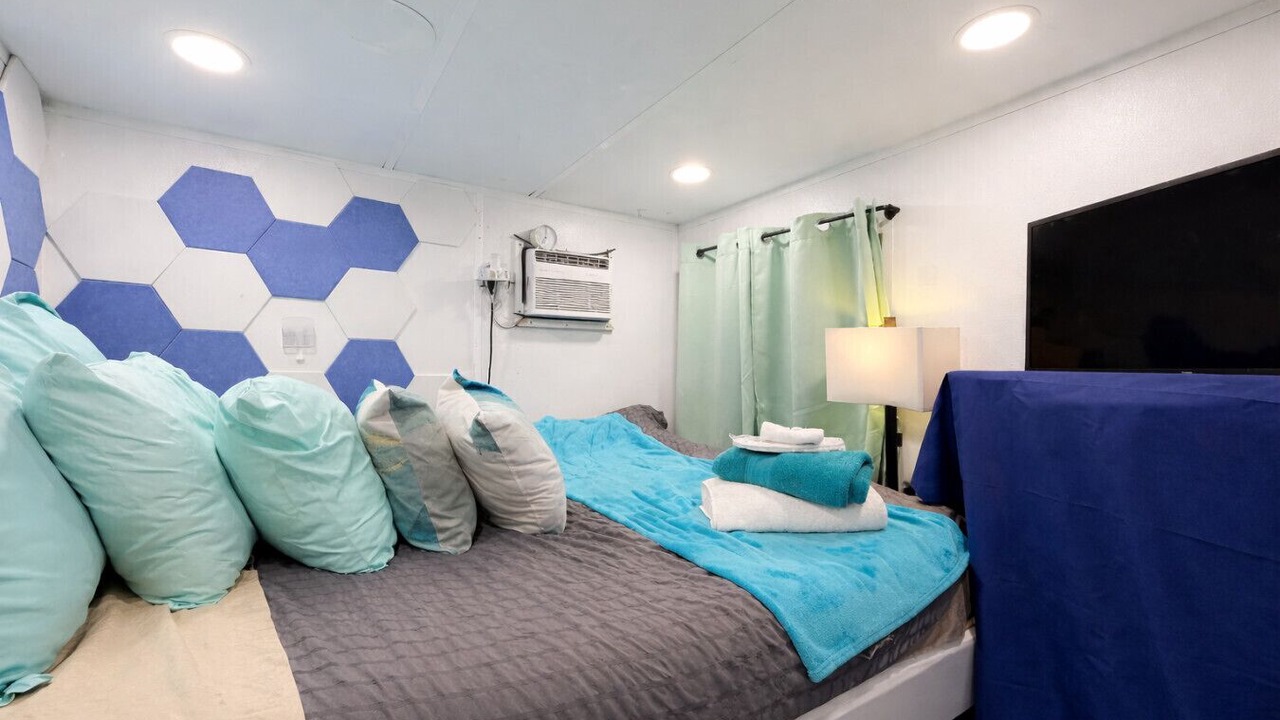 Photo of Bedroom in Midtown
