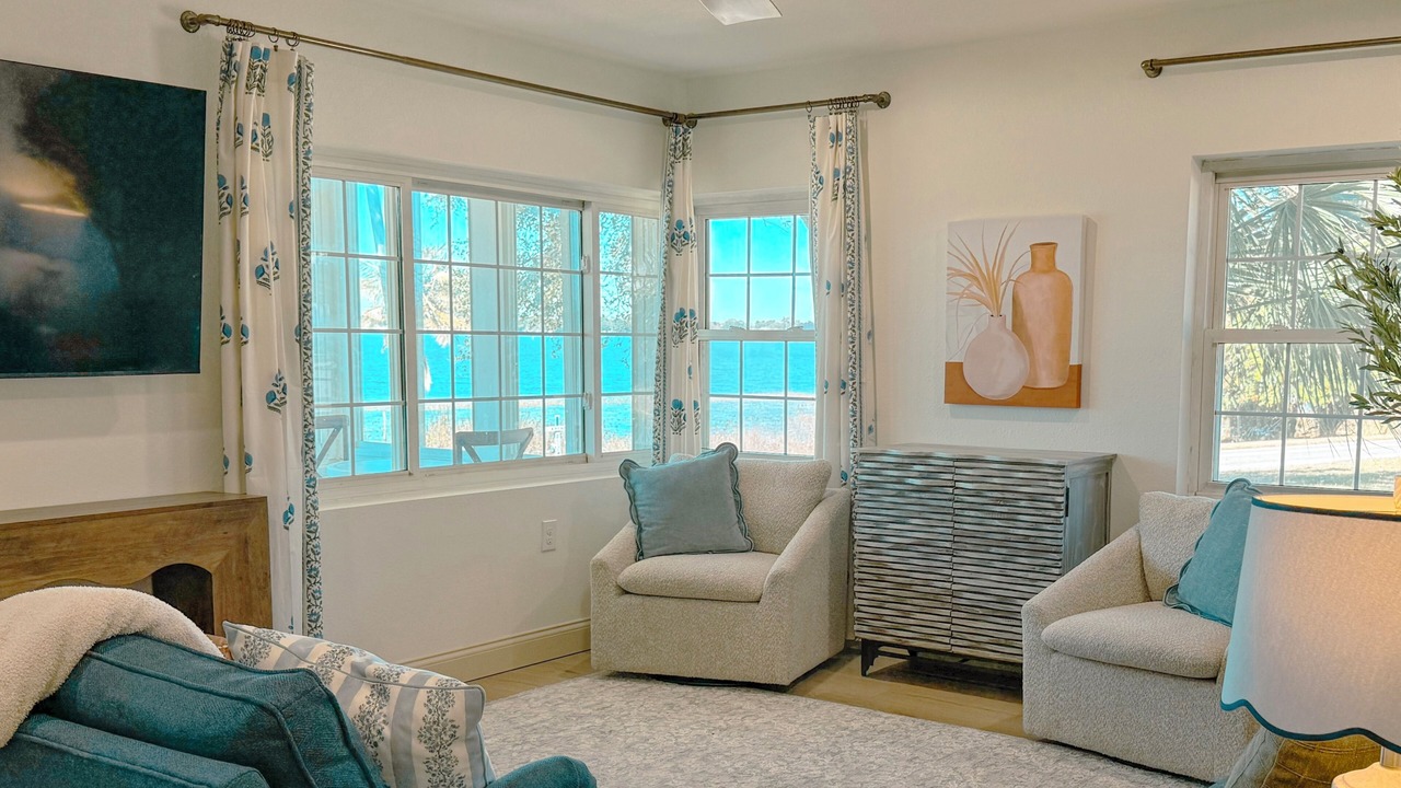 Photo of Livingroom in Winter Haven