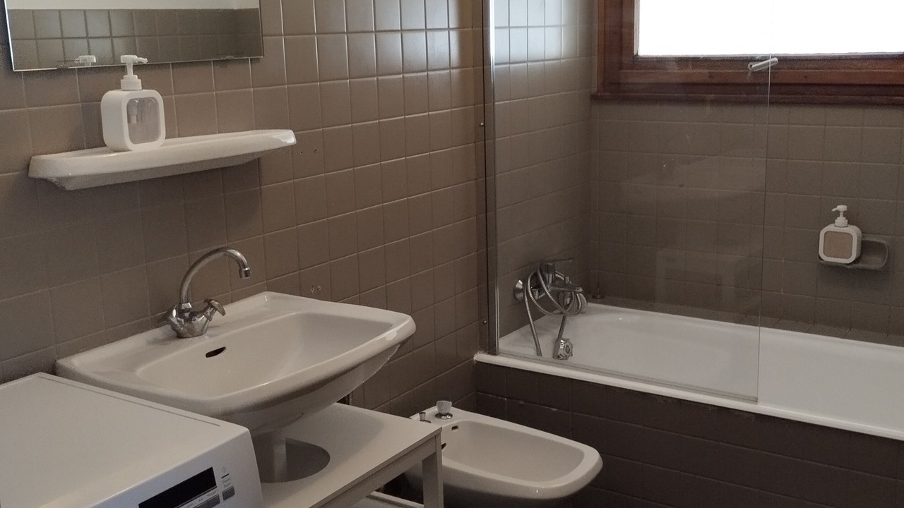 Photo of Bathroom in Alex
