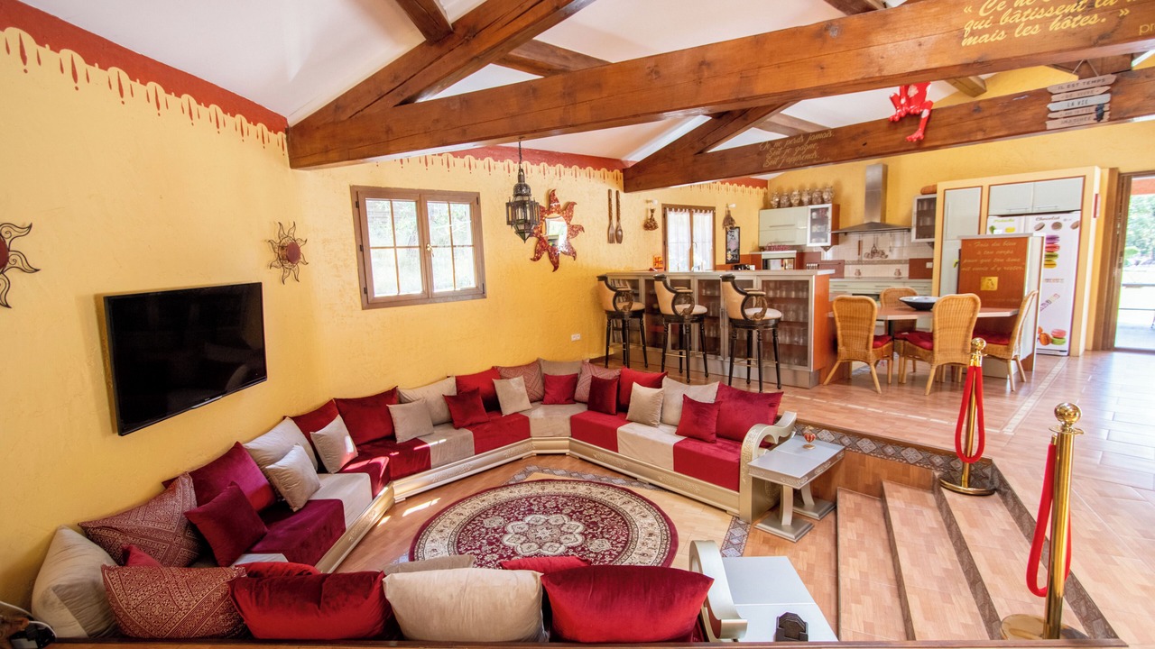 Photo of Livingroom in Saint-Paul-en-Foret
