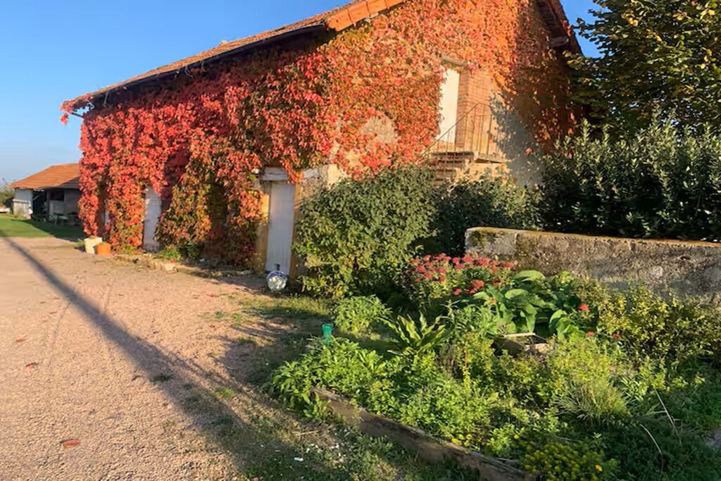 Photo of Outdoor in Chambilly