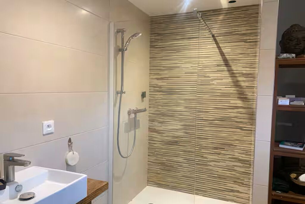 Photo of Bathroom in Chambilly