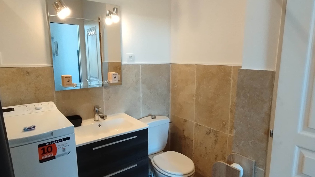 Photo of Bathroom in Carces