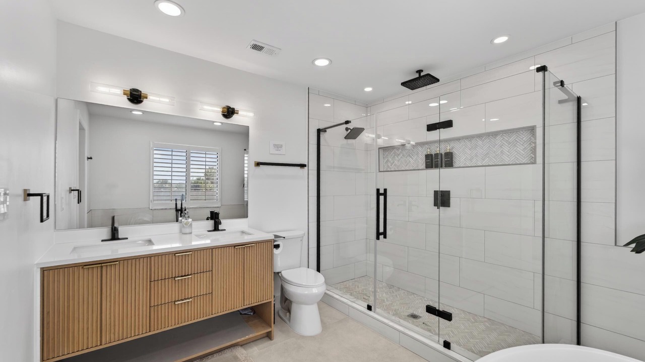 Photo of Bathroom in Riverview