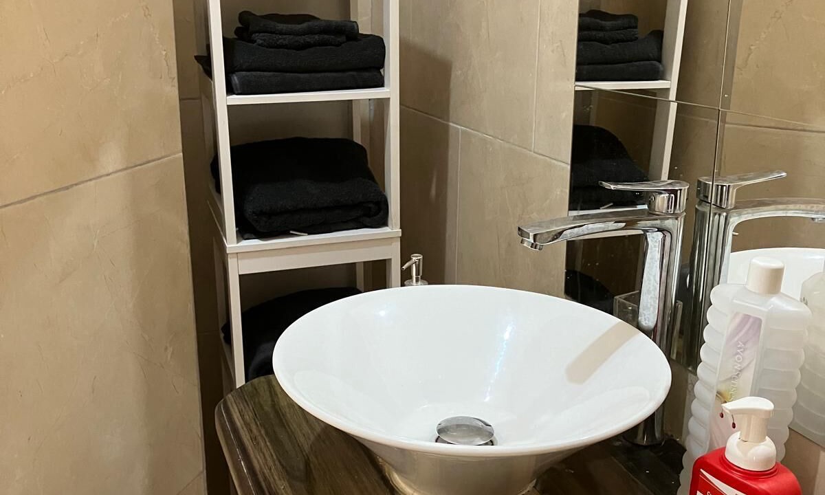 Photo of Bathroom in Stewart Town