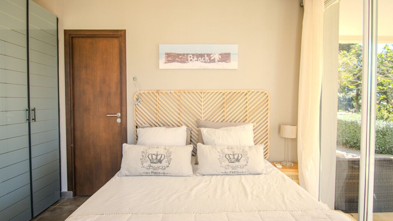 Photo of Bedroom in Sainte-Maxime - Saint-Tropez