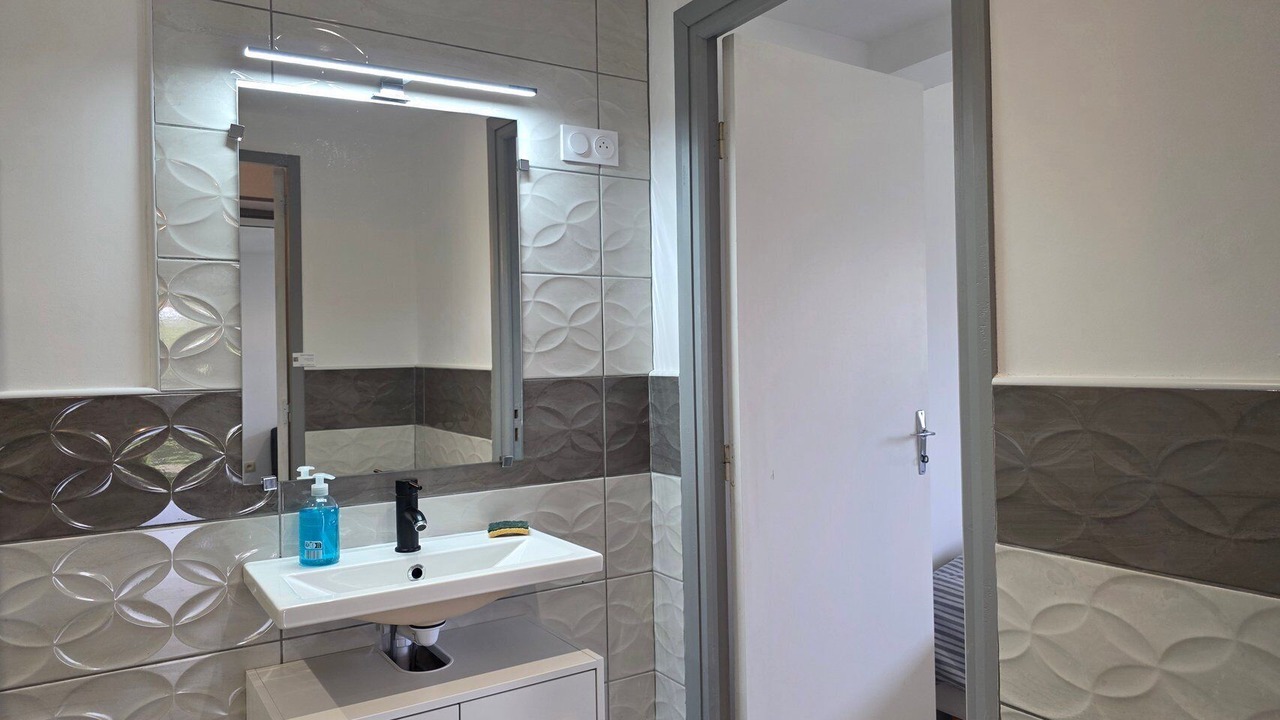 Photo of Bathroom in Chatel-Guyon