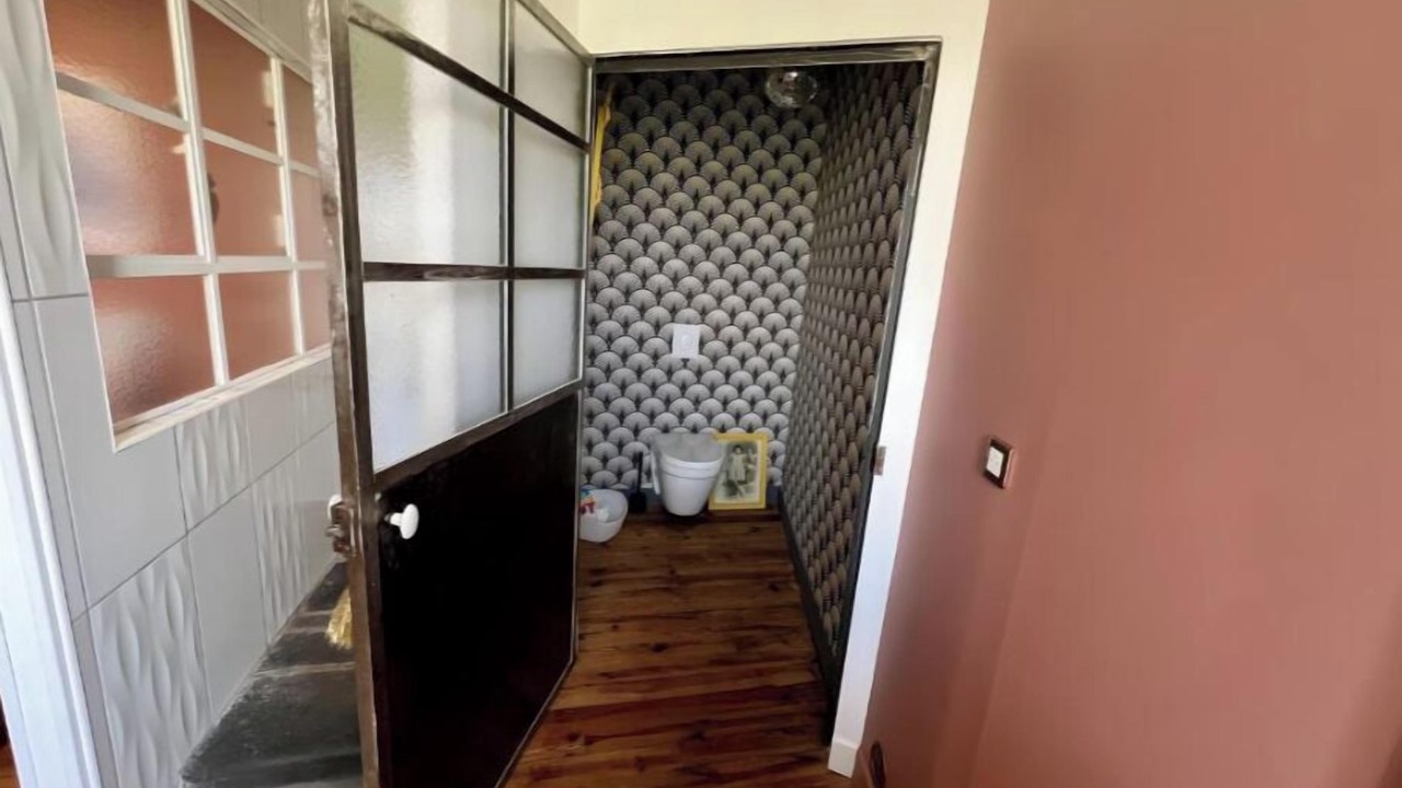 Photo of Bathroom in Riom