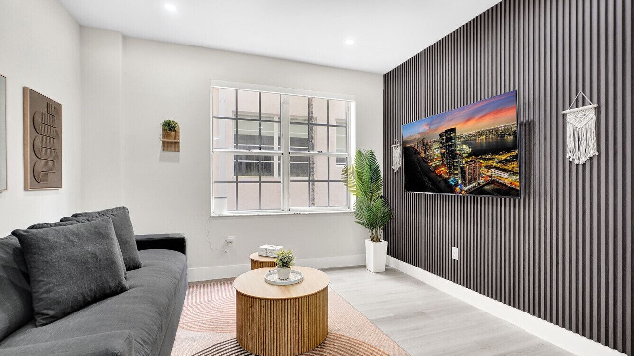 Photo of Livingroom in Flamingo/Lummus