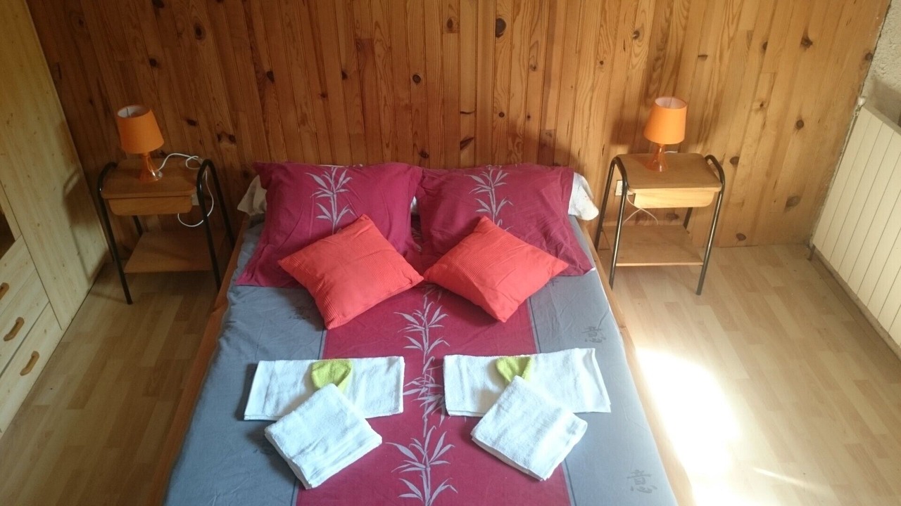 Photo of Bedroom in Saint-Jacques-d'Ambur