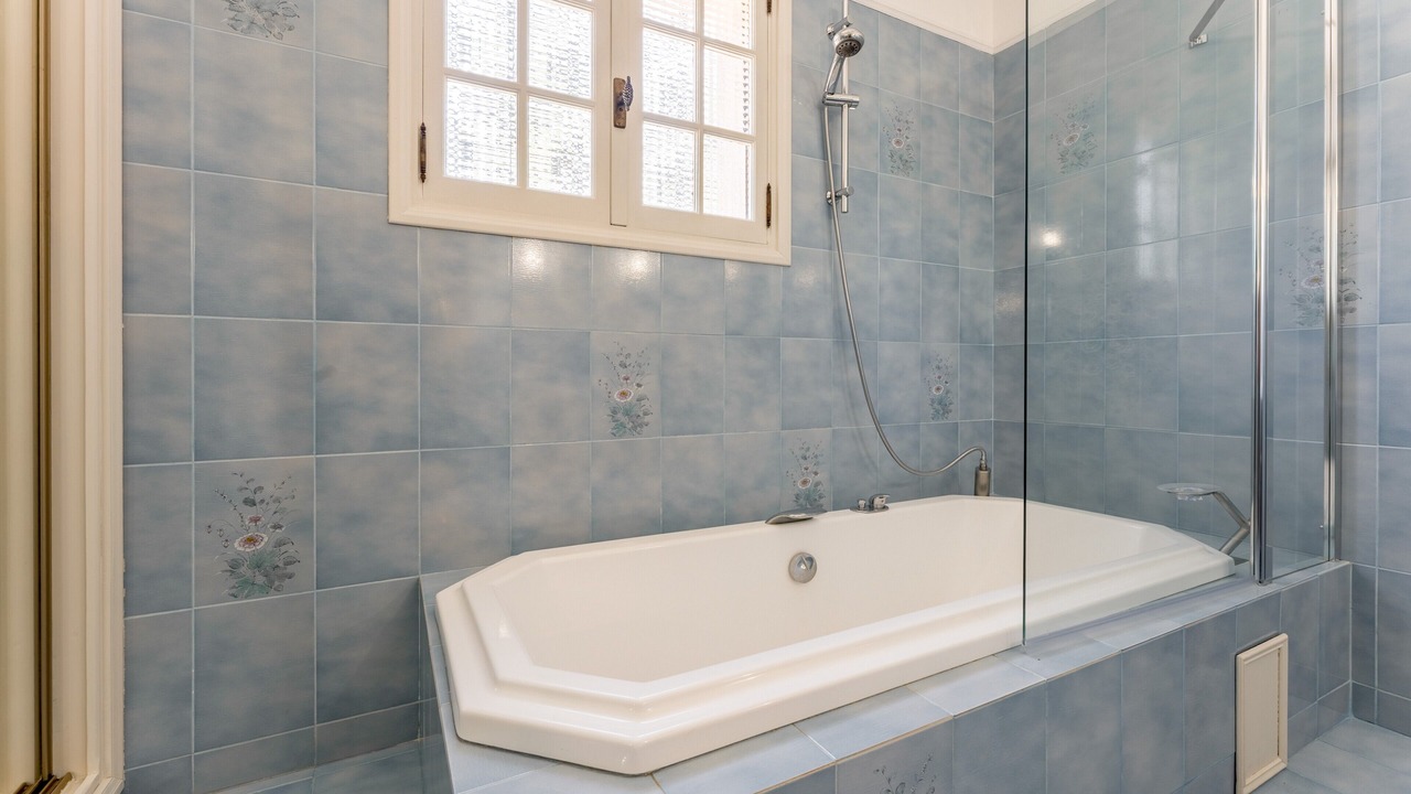 Photo of Bathroom in Saint-Julien-de-Cassagnas