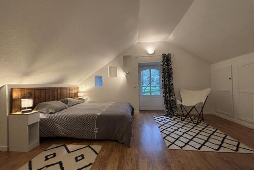 Photo of Bedroom in Bezenet