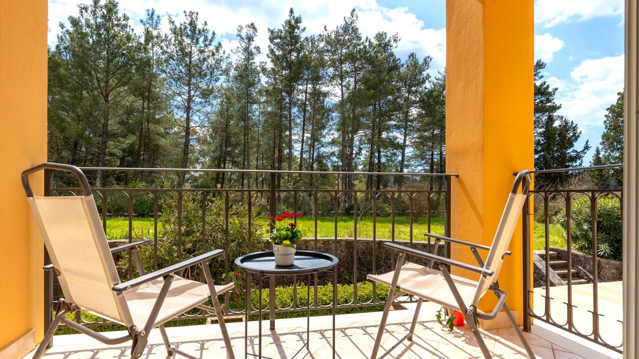 Photo of Outdoor in Dassia