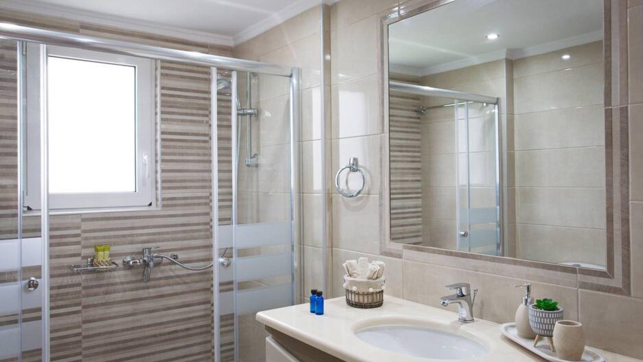 Photo of Bathroom in Kalligoni