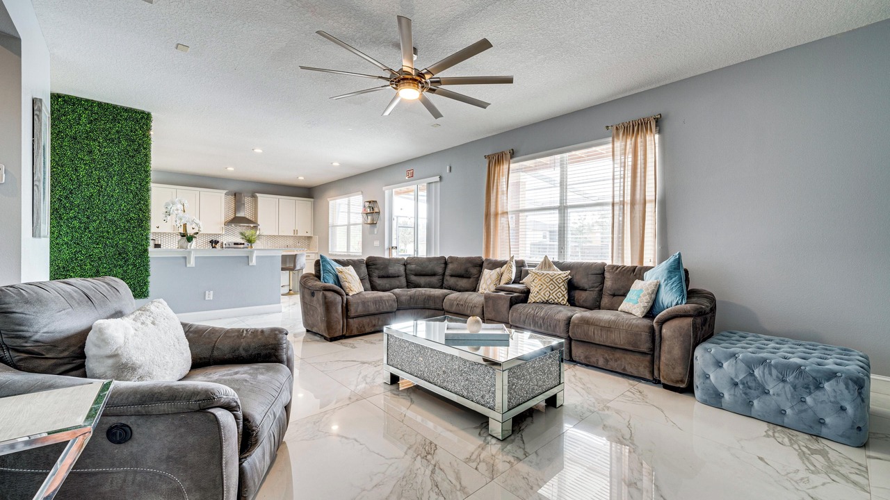Photo of Livingroom in West Haven