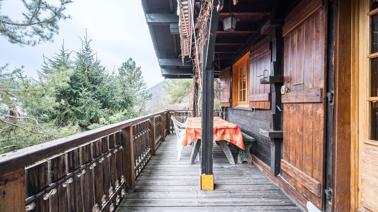 Photo of Outdoor in Thones