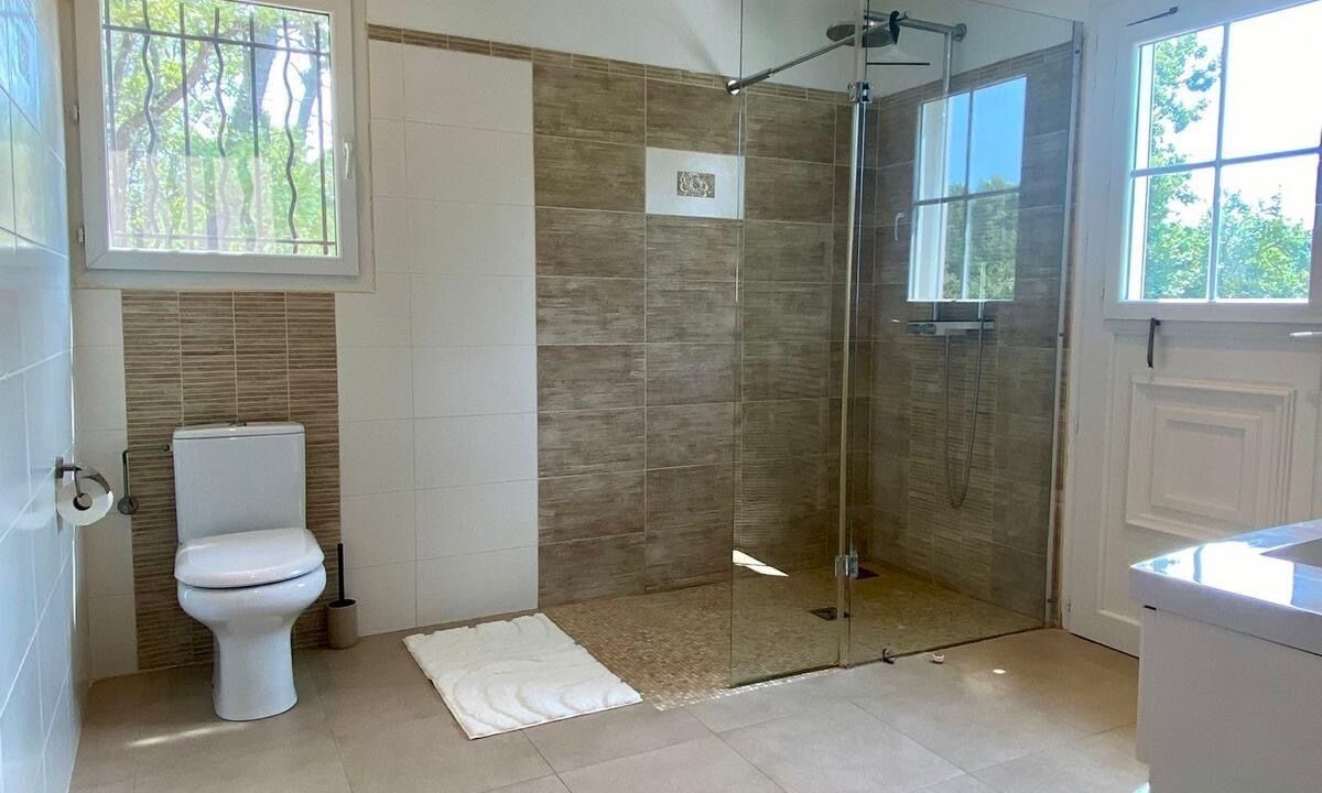 Photo of Bathroom in Lorgues