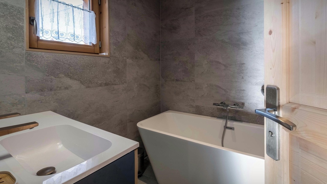 Photo of Bathroom in Pralognan-la-Vanoise