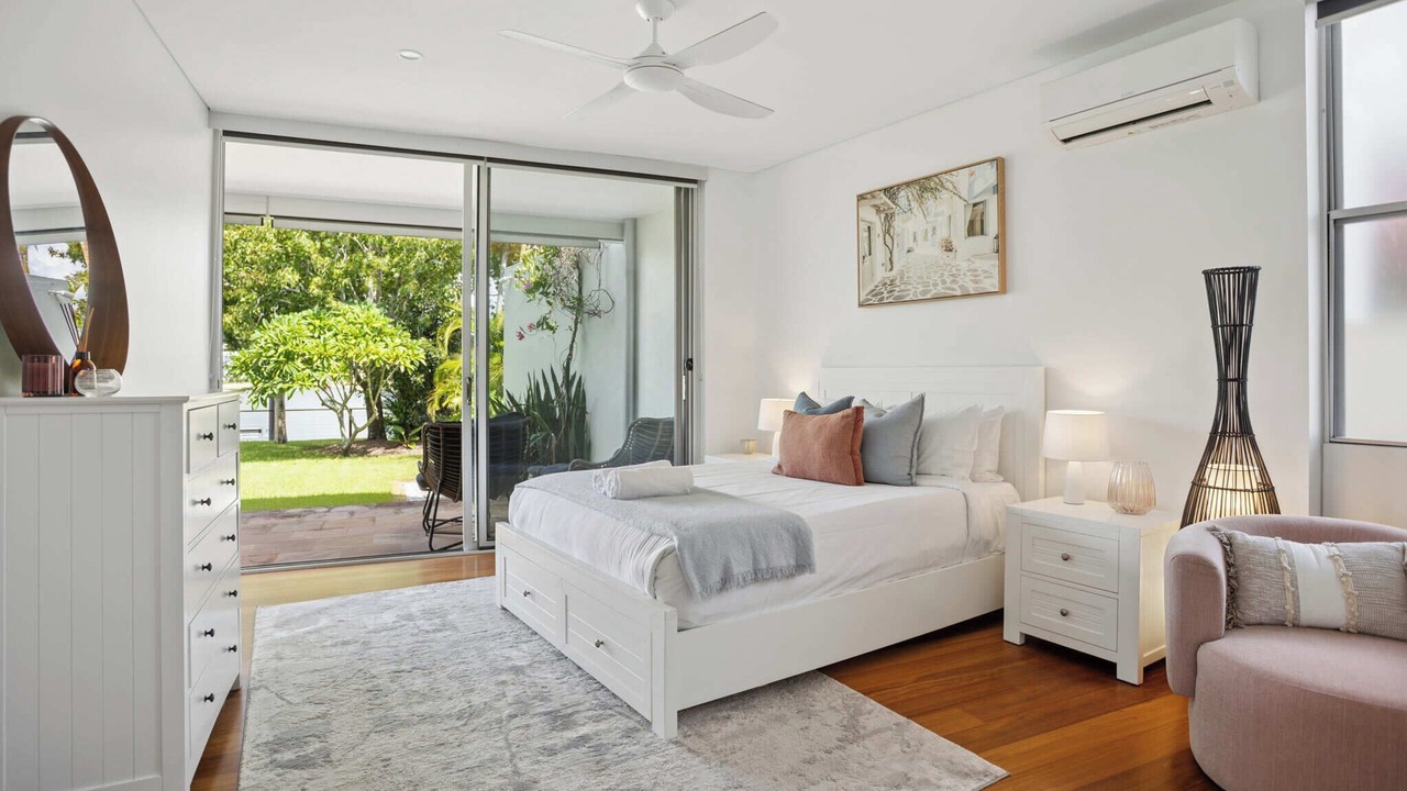 Photo of Bedroom in Palm Beach