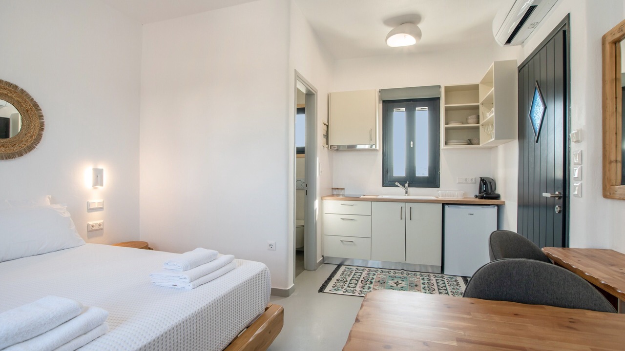 Photo of Bedroom in Nea Cryssi Akti
