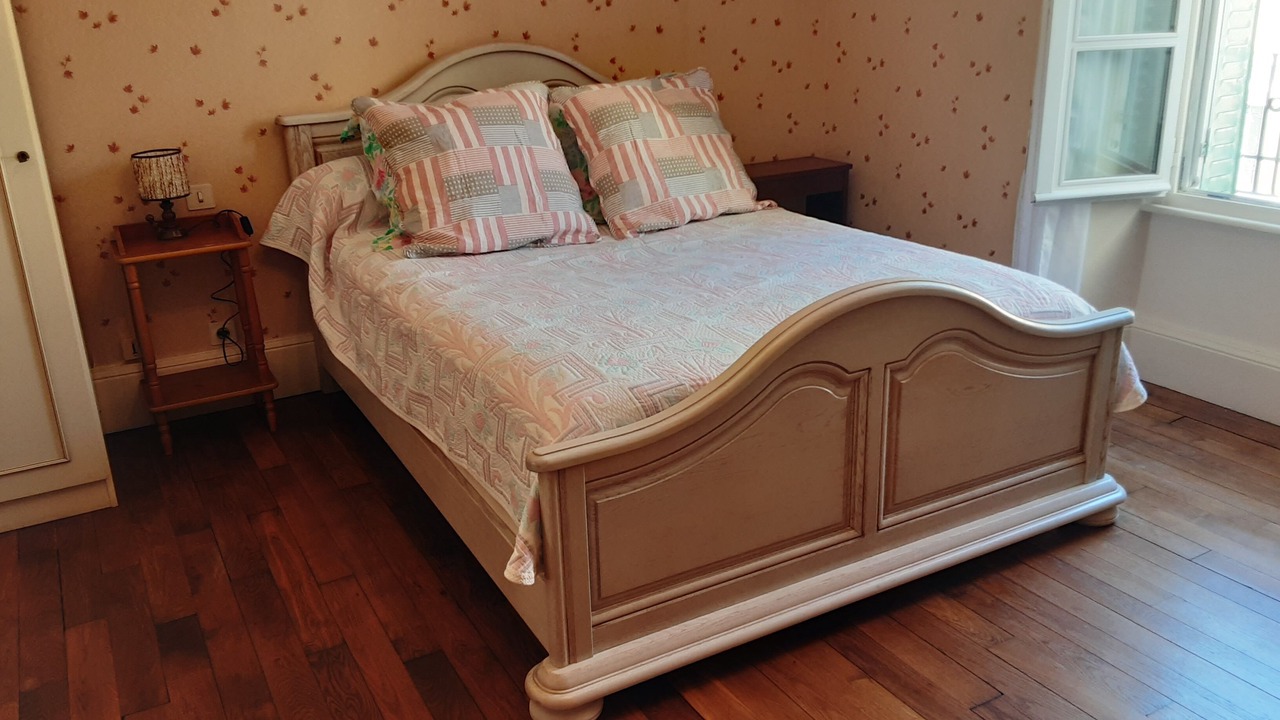 Photo of Bedroom in Mur-de-Barrez