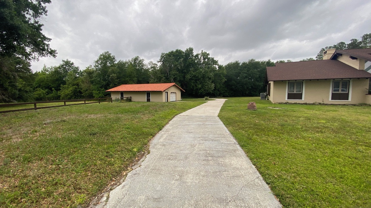 Photo of Outdoor in Seffner