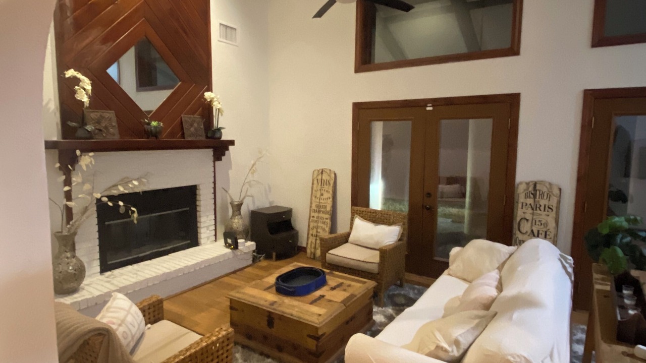 Photo of Livingroom in Seffner
