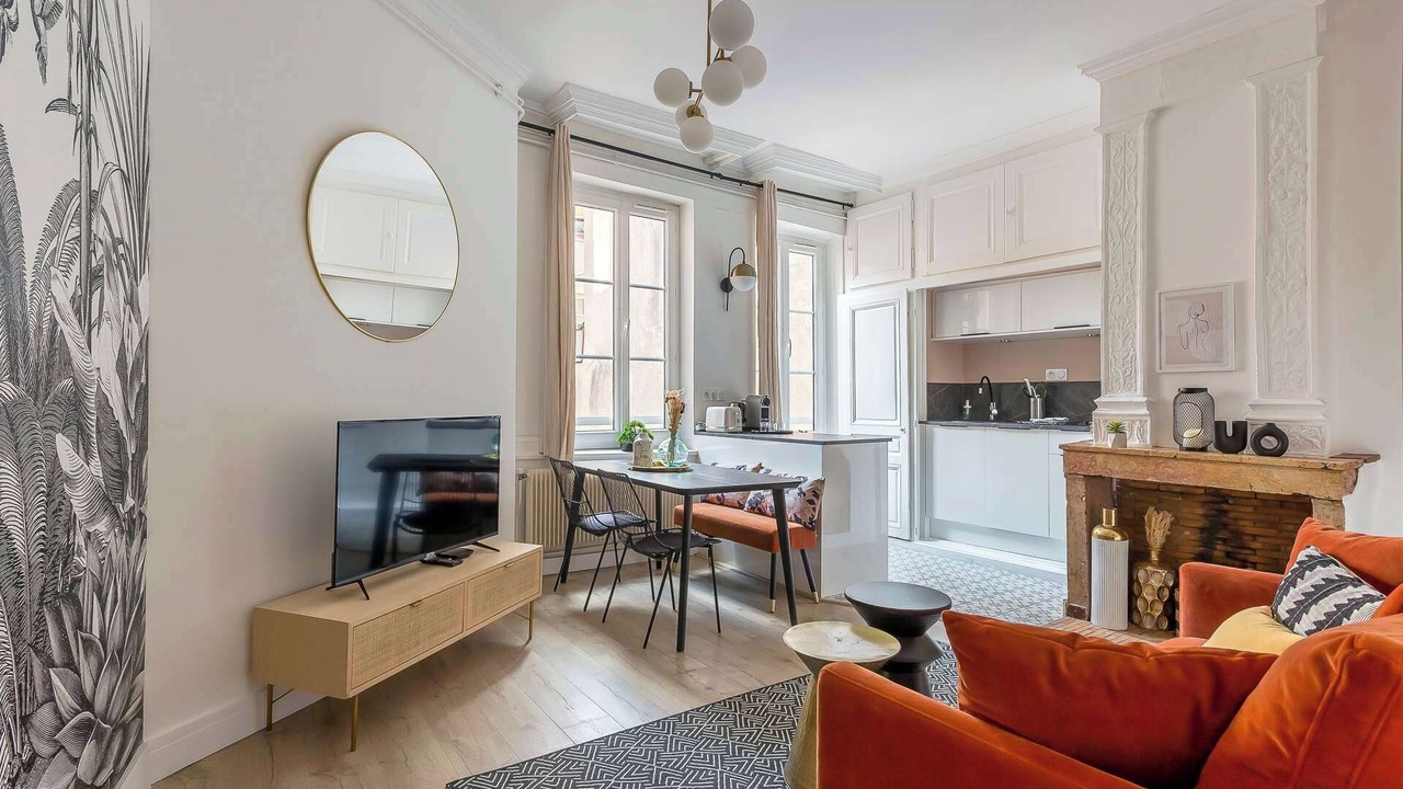 Photo of Livingroom in Old Lyon