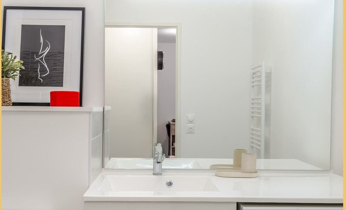 Photo of Bathroom in Cluses