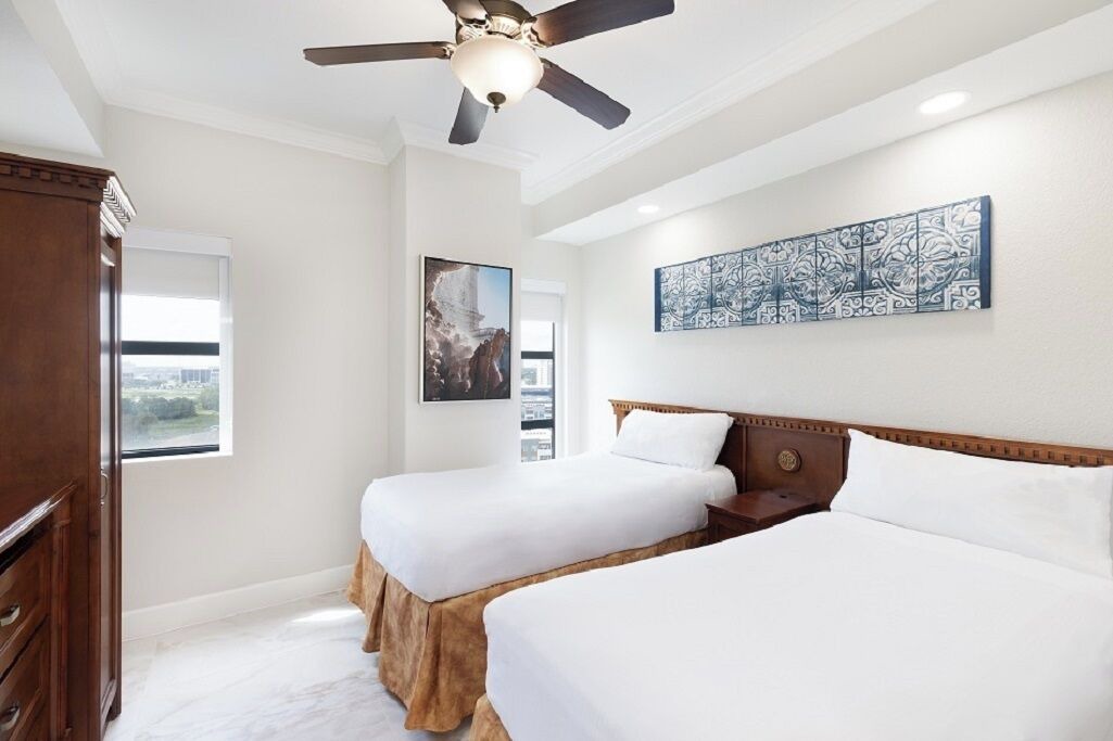 Photo of Bedroom in Florida Center