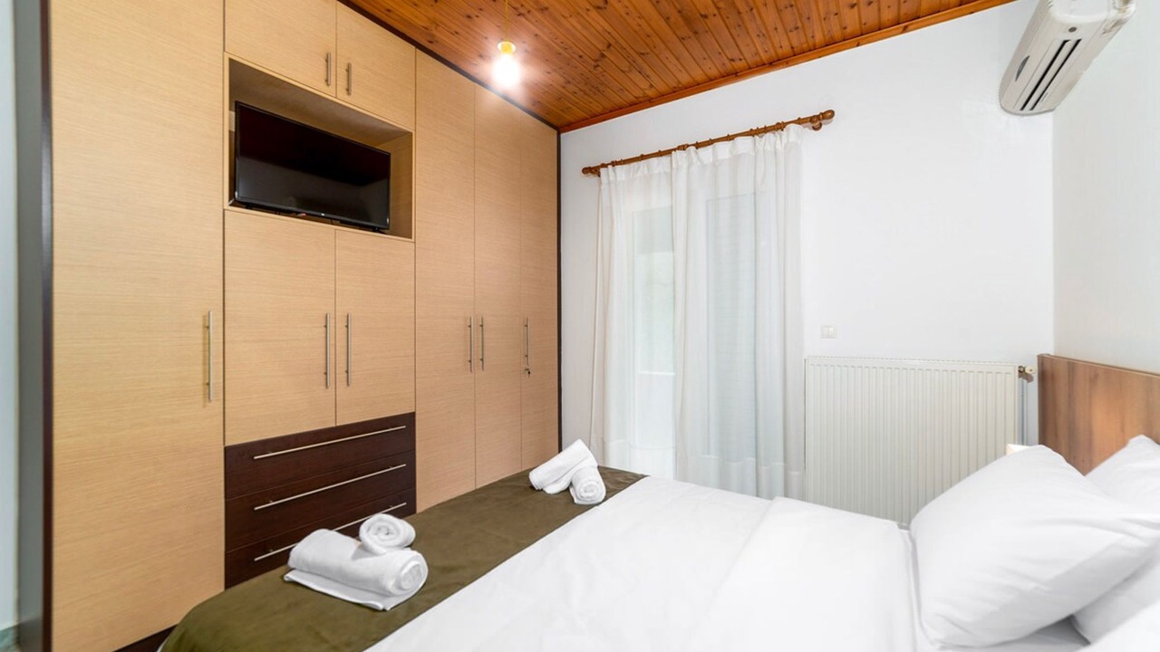 Photo of Bedroom in Elaia