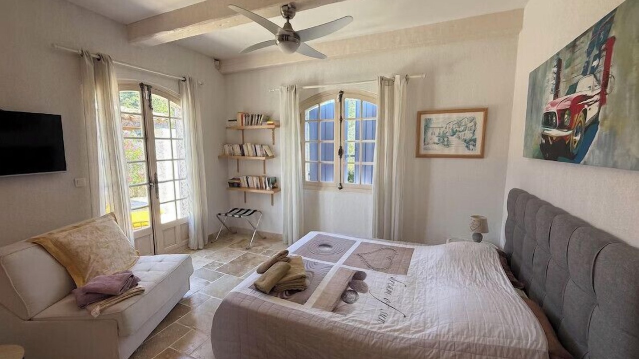Photo of Bedroom in Six-Fours-les-Plages