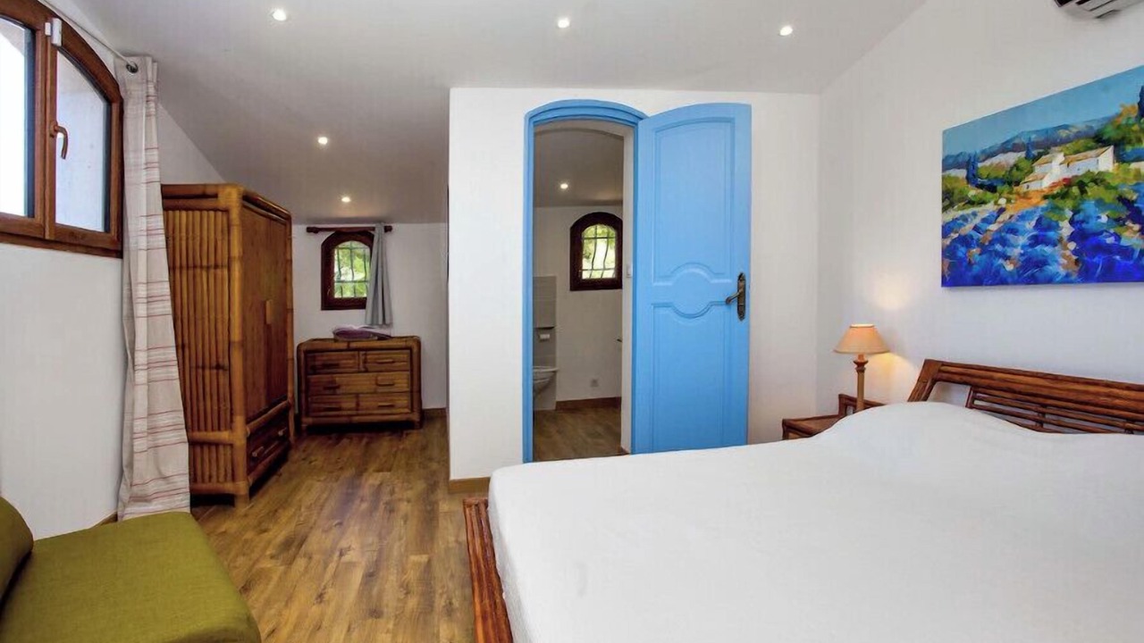 Photo of Bedroom in Six-Fours-les-Plages