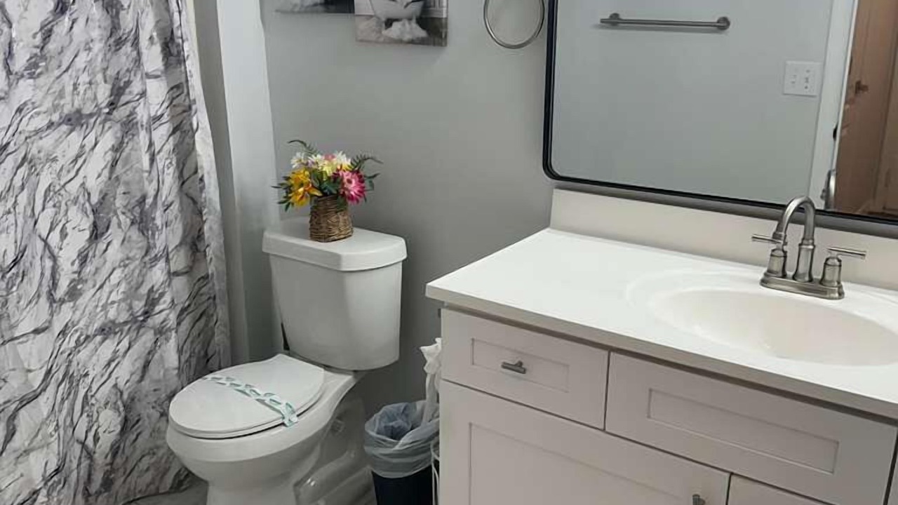 Photo of Bathroom in Sandy Ridge