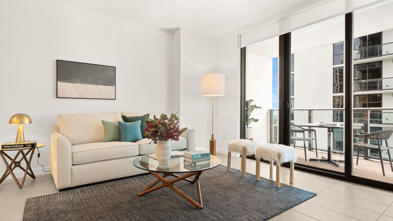 Photo of Livingroom in Town Square