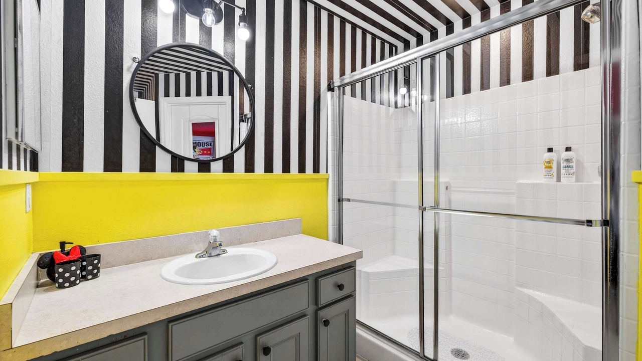 Photo of Bathroom in Sandy Ridge