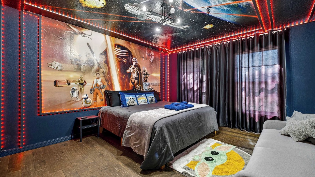 Photo of Bedroom in Sandy Ridge