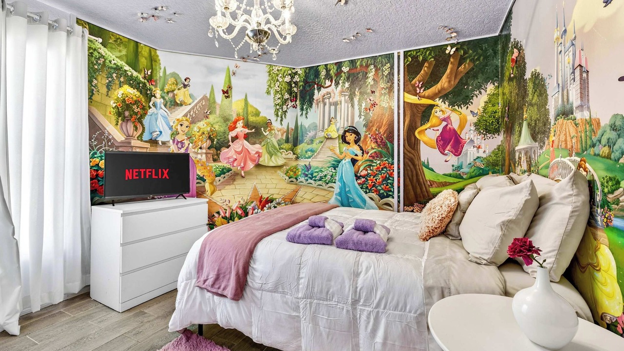 Photo of Bedroom in Sandy Ridge