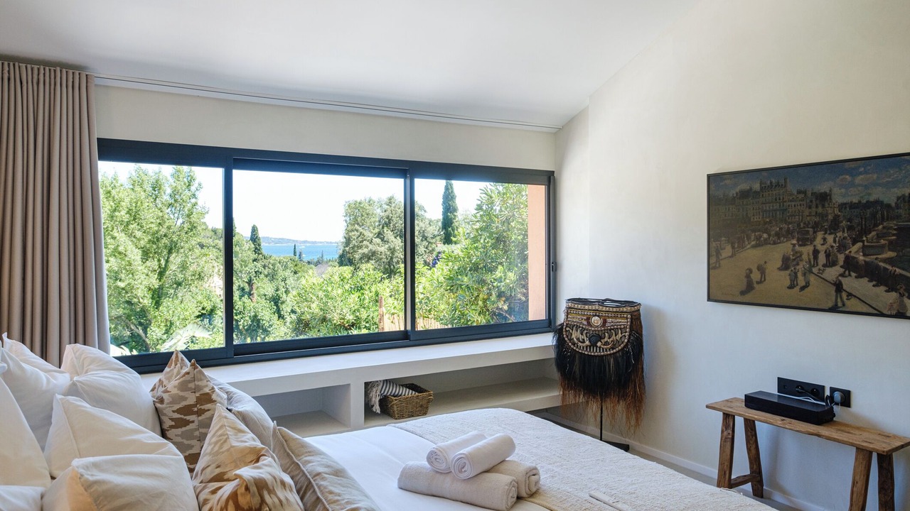 Photo of Bedroom in Guerrevieille