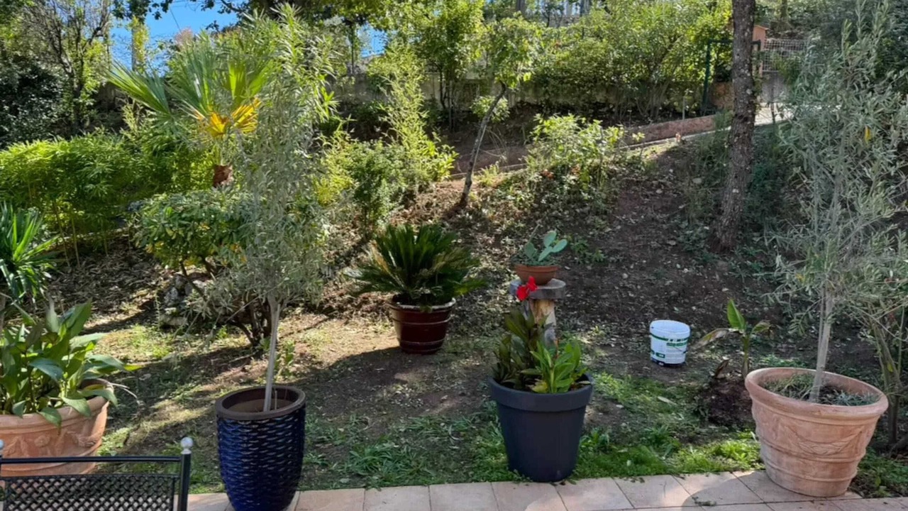 Photo of Outdoor in Les Mayons