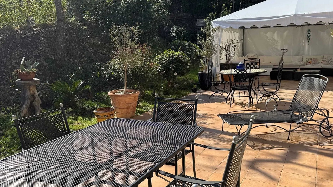 Photo of Outdoor in Les Mayons